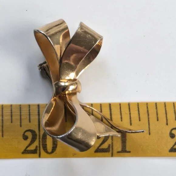 Coro Vintage Golden Bow Brooch - Picture 5 of 8